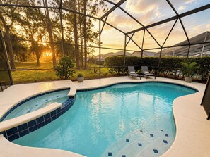 Pool - Comfortable & Spacious Pool Home With Spa in Highlands Reserve - Golf Course View (Davenport)