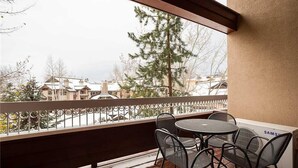 คอนโด, เตียงคิ งไซส์ 1 เตียง และโซฟาเบด (2312 Timberline Lodge, Trappeur's Cro) | ระเบียง