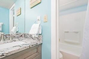 Articles de toilette gratuits, sèche-cheveux