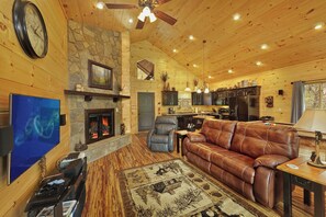 Smart TV, fireplace, DVD player