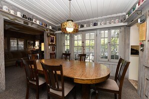 تناول الطعام