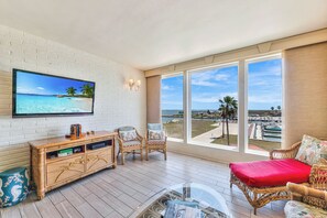 TV, DVD player - The best of the best at Channelview! This 2-bed, 2-bath condo offers elevator ac (Port Aransas)