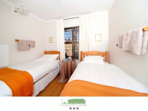 3 bedrooms, iron/ironing board, free WiFi, bed sheets