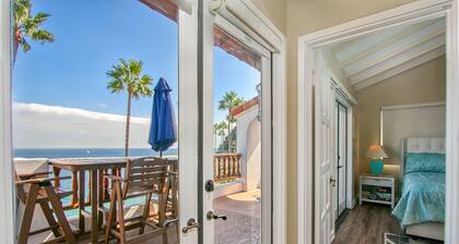 H887: End Villa, Grandiose Ocean Views, 6 Seat Golf Cart, Close to Pool, WIFI