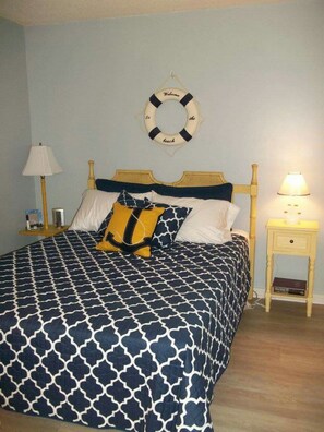 2 chambres, fer et planche à repasser, accès au Wi-Fi (inclus)