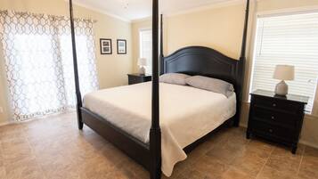 4 chambres, fer et planche Ă repasser, Wi-Fi, draps fournis