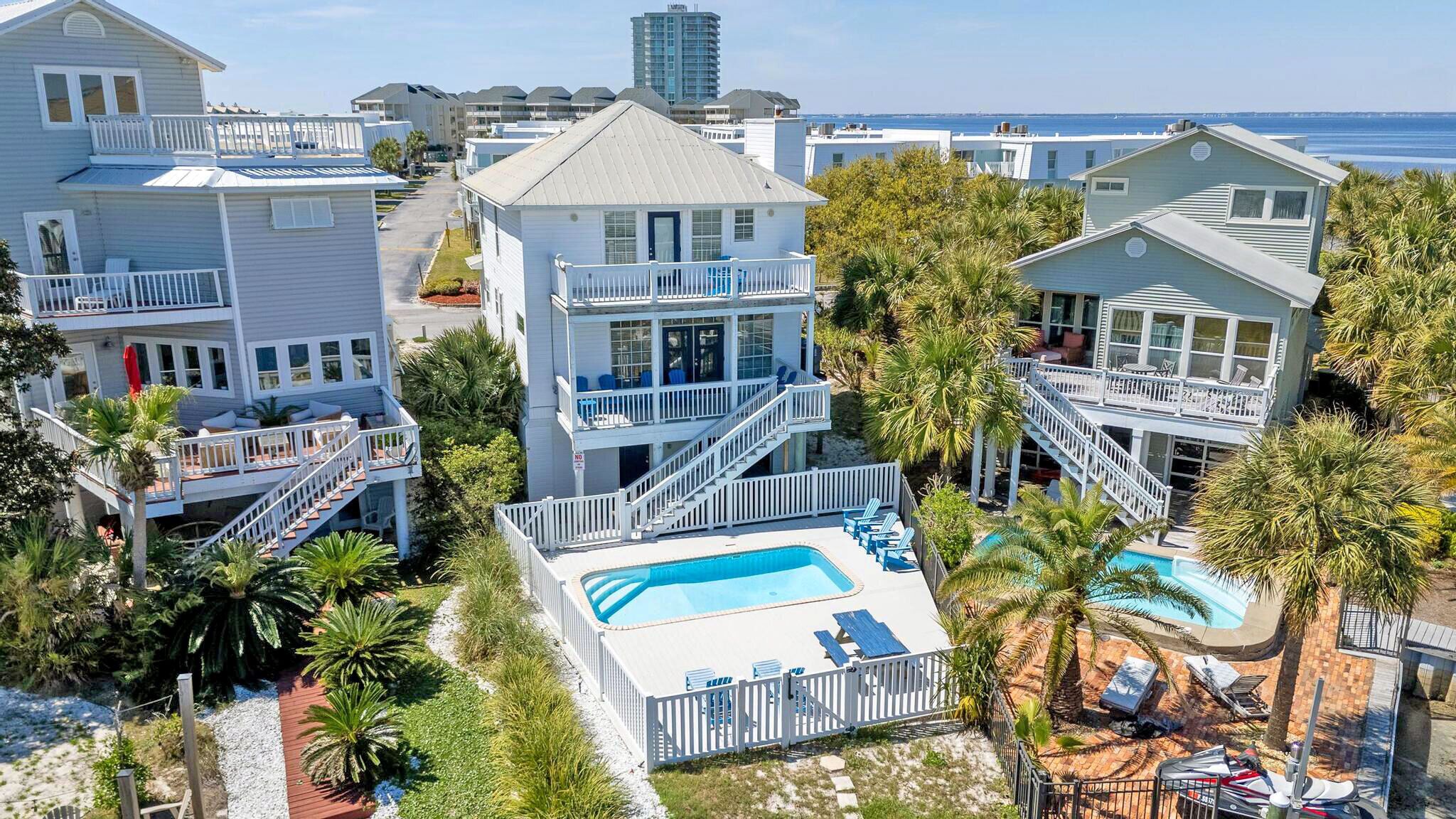 Water Abounds. Home on Lafitte Cove-Boat Friendly w/Slip & Private Pool!