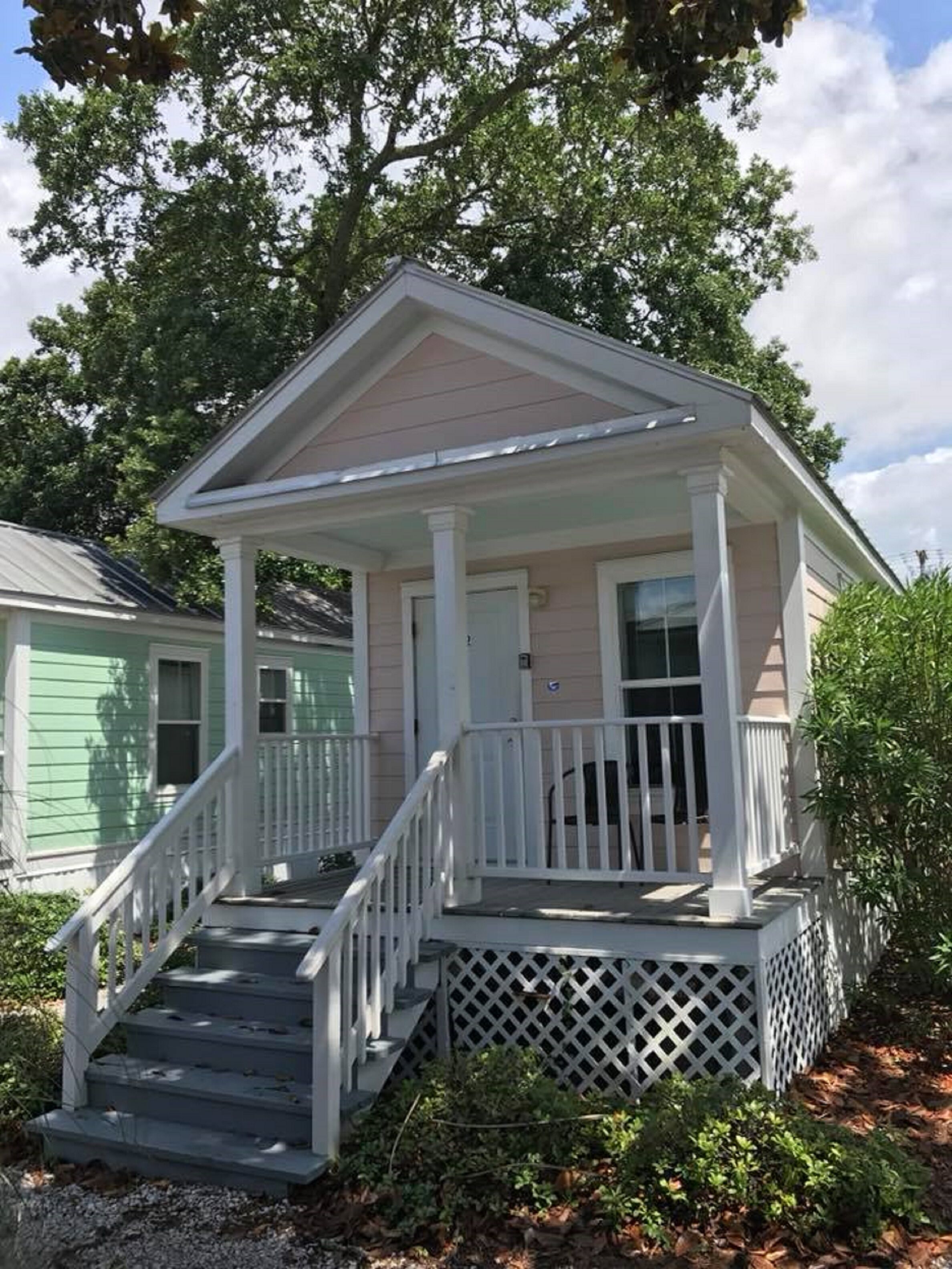 Tiny House by the beach