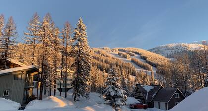 3 Schlafzimmer 2. 5 Bad Ski Wohnung von Hailey's Run am Whitefish Mountain!