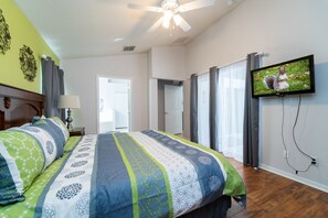 4 chambres, fer et planche à repasser, Wi-Fi gratuit, draps fournis