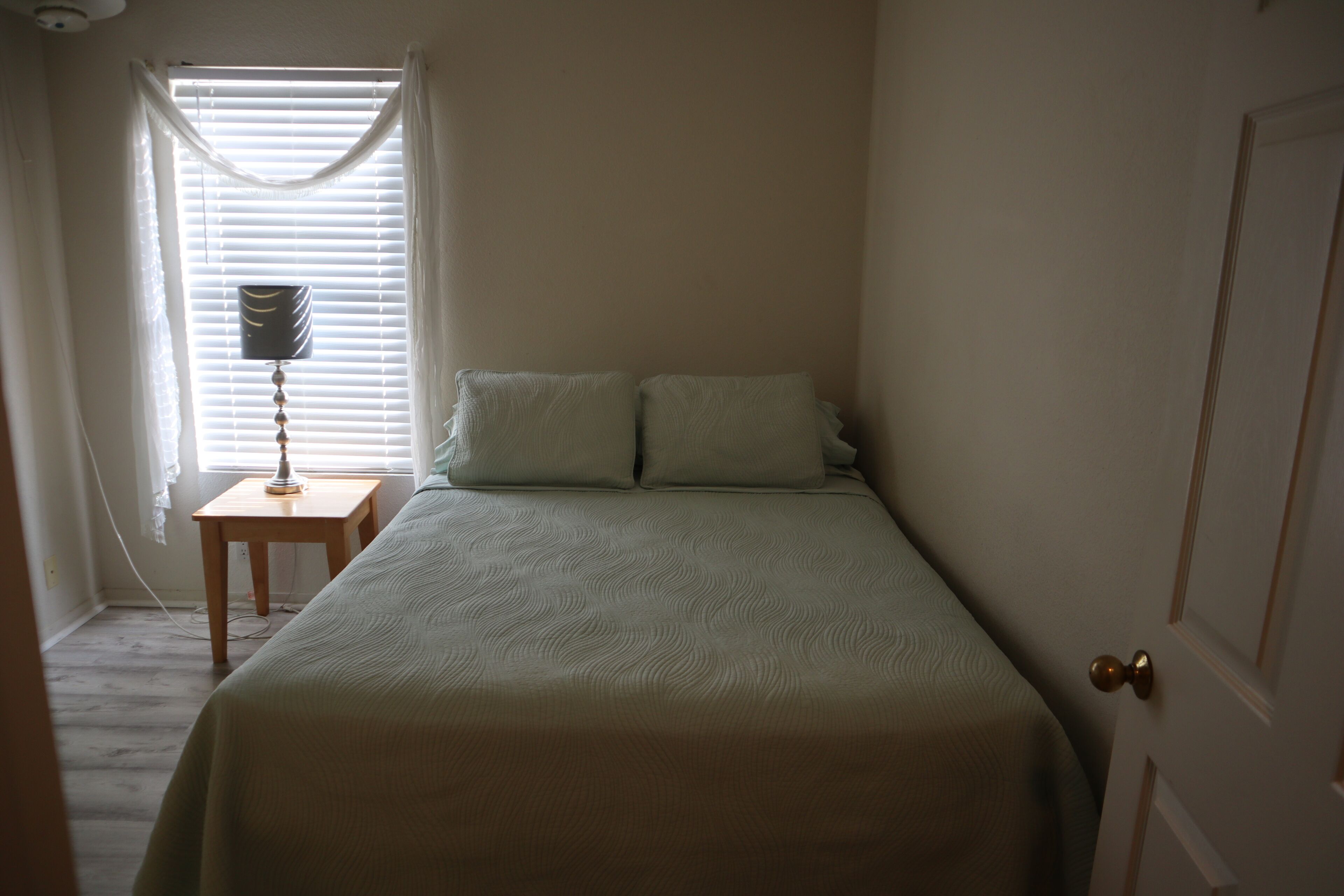 3 habitaciones, wifi gratis y ropa de cama 