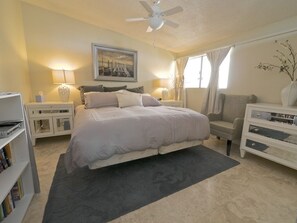 2 bedrooms, iron/ironing board, free WiFi, bed sheets - Lovely 2-bedroom mountain getaway – Only minutes to Old Town Pasadena. (Pasadena)