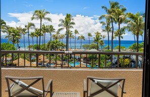 Property grounds - Maui Resort Rentals: Marriott's Maui Ocean Club 1 Bedroom Oceanview Suite (Lahaina)