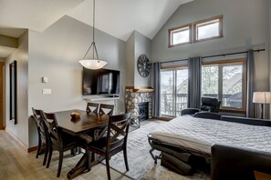 2 chambres, bureau, fer et planche à repasser, Wi-Fi gratuit