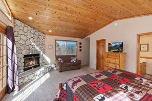 4 makuuhuonetta, Wi-Fi, vuodevaatteet