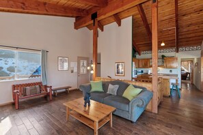 Televisio, takka, DVD-soitin