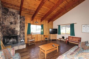 TV, fireplace, DVD player