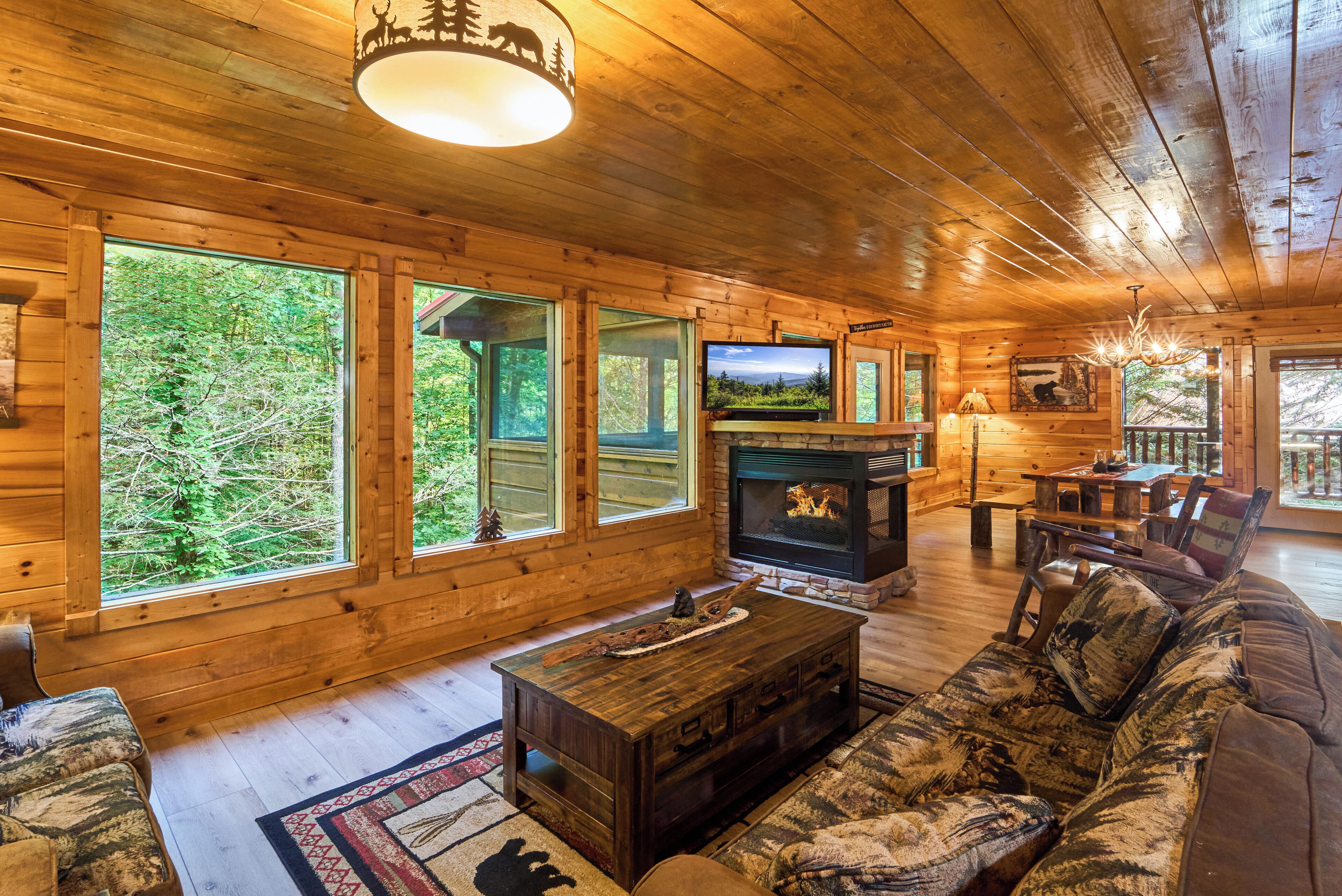 TV, fireplace, DVD player, stereo