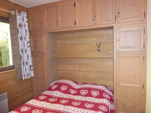 2 bedrooms, free WiFi