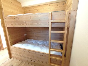 2 chambres, accès au Wi-Fi (inclus)