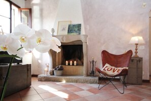 Interior - Unique house on the river in a quiet Village Close To Padova And Venice (Due Carrare)