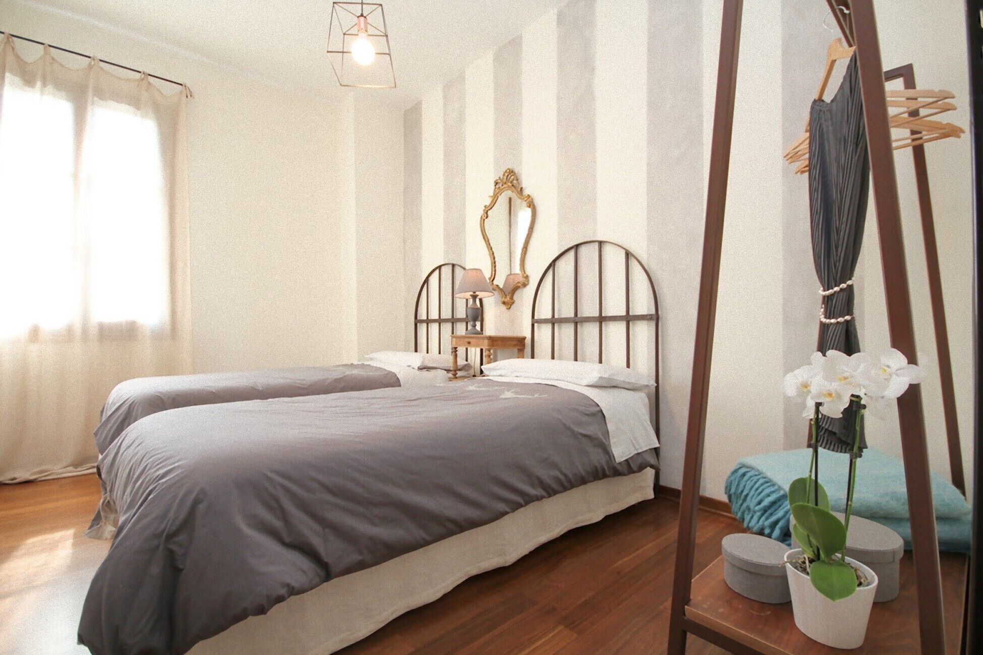 3 habitaciones, escritorio, tabla de planchar con plancha y wifi gratis 