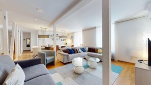 Nicht klassifiziertes Bild, 2 von 23, Schaltfläche