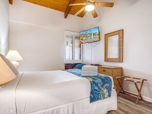 2 bedrooms, iron/ironing board, Internet