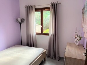 3 dormitorios, tabla de planchar con plancha, wifi