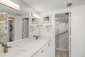 Shower, towels