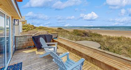 Modern Beach Home with Private Hot Tub & Sweeping Oceanfront Views - Dogs OK