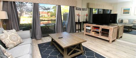 Flachbildfernseher, DVD-Player