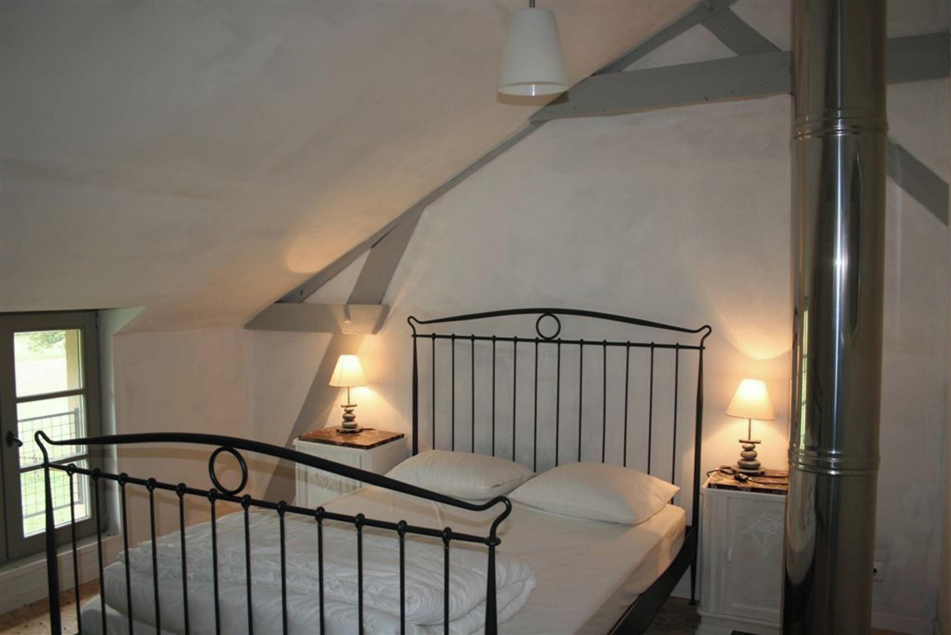 4 bedrooms, iron/ironing board, Internet