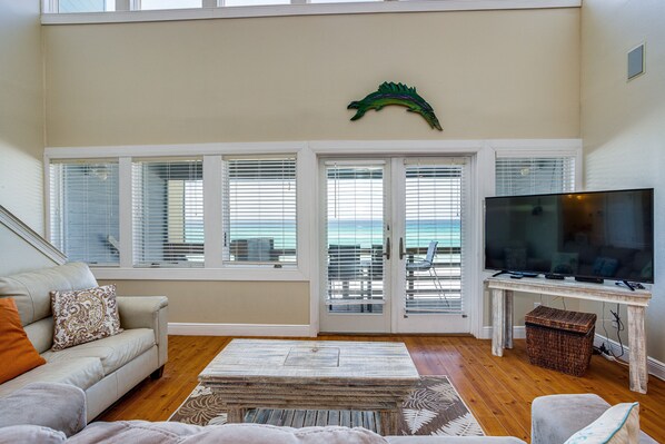 Smart TV, DVD player, video library