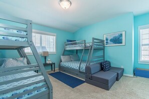 3 bedrooms, free WiFi, bed sheets
