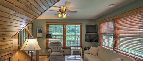 Smart TV, DVD player