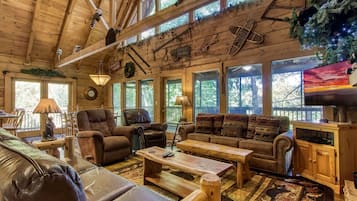 TV, lareira, DVD player, pebolim