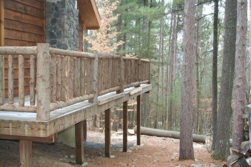 The 3 Bears Cabin - an Adirondack adventure