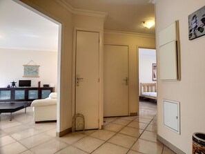 2 bedrooms, iron/ironing board