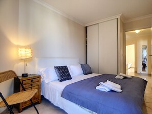 2 bedrooms, iron/ironing board