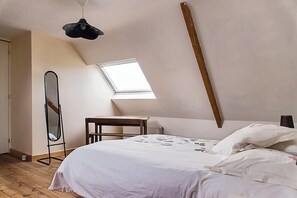 2 soveværelser, strygejern/strygebræt, weekendseng, gratis Wi-Fi