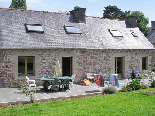 Homerez - Comfortable house in Plehedel with a fireplace