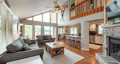 Smack Dab - Haus am See in Central Deep Creek Lake