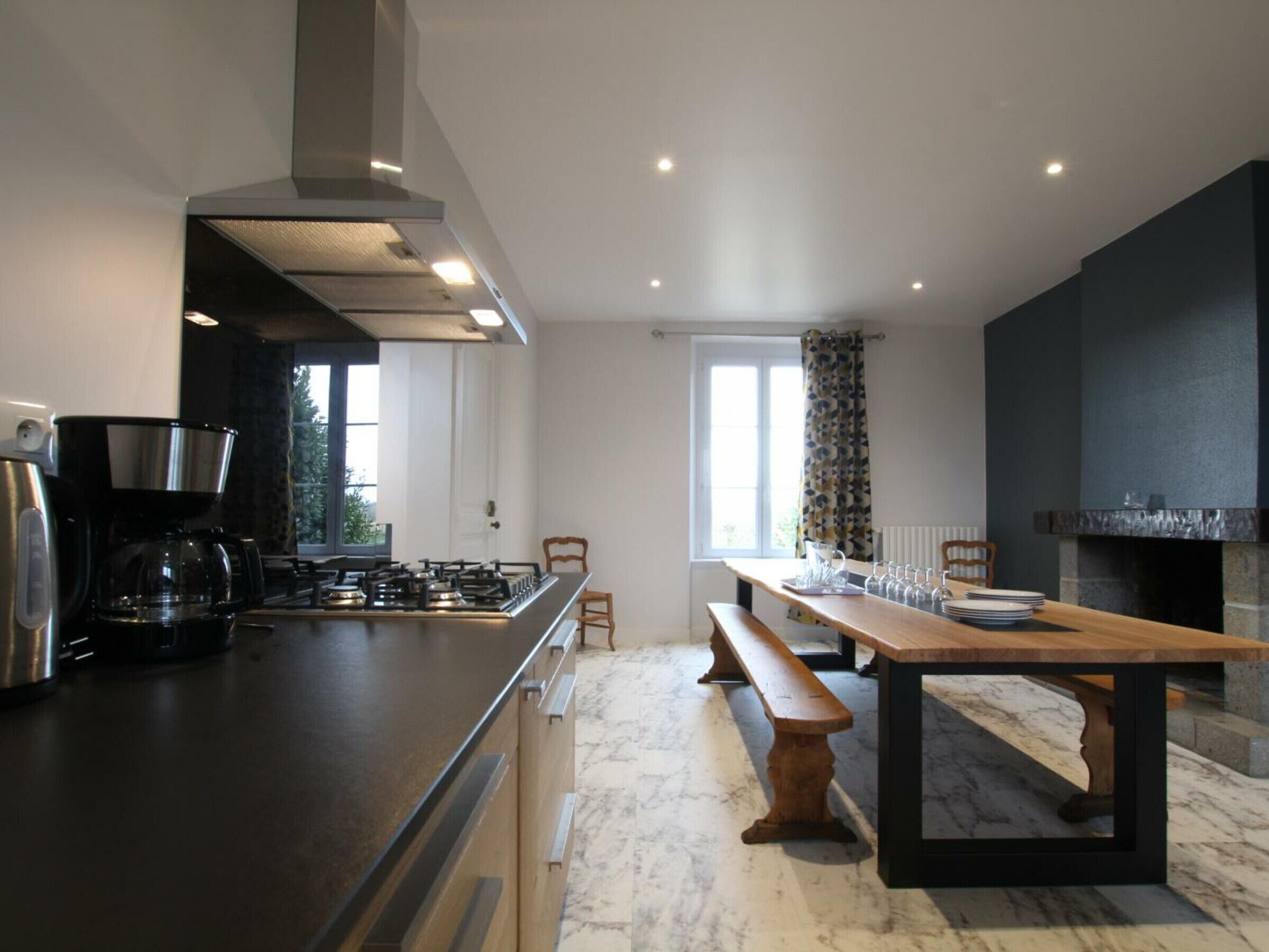 Fridge, microwave, dishwasher