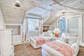 4 bedrooms, iron/ironing board, WiFi, bed sheets