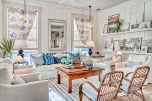 Smart TV, DVD player, stereo