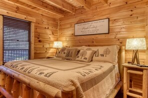 1 slaapkamer, een strijkplank/strijkijzer, gratis wifi, beddengoed