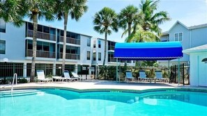 Imagen sin descripción, 5 de 45, botón