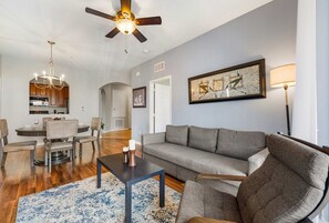 Kick back, cool off, and enjoy the heart of the home - Amazing Pet-Friendly 3BR condo near Epic Universe! (Orlando)