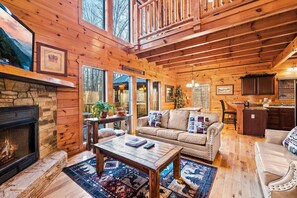 TV, fireplace, DVD player